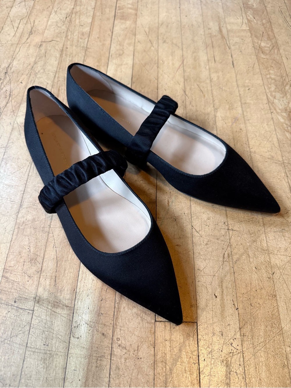 STUART WEITZMAN Maxine Satin Ballet Flat Pointed Toe Black Balletcore US 8.5